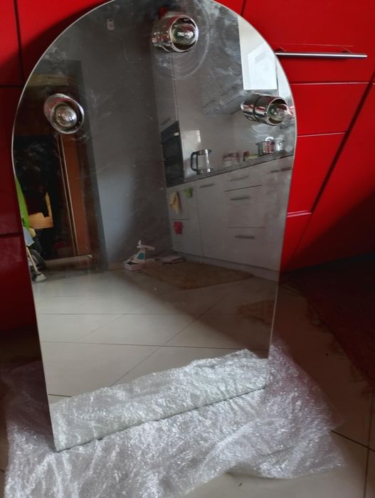 Lustro łazienkowe do zawieszenia