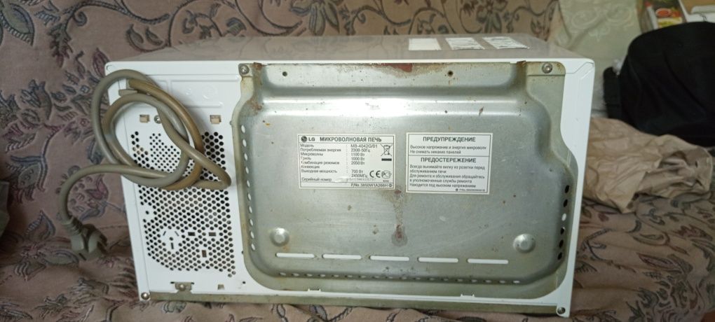 Микроволновка LG MB-4042G/01