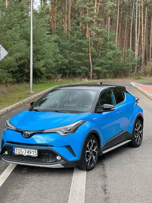 Toyota C-HR Toyota C-HR Hybrid