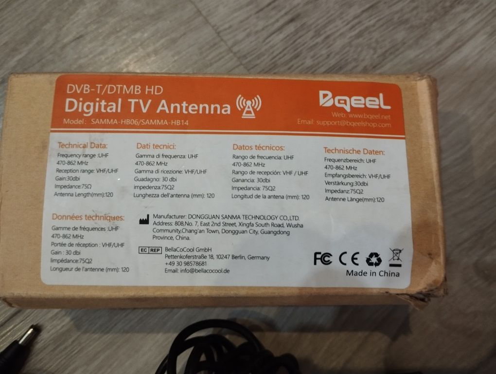 Nowa antena pokojowa do telewizora