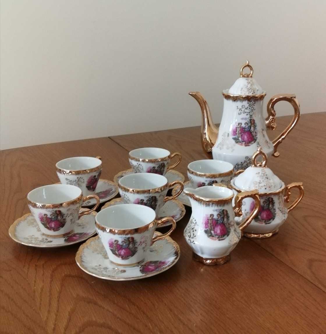 Serwis kawowy – zestaw – japońska porcelana – dzbanek z pozytwką