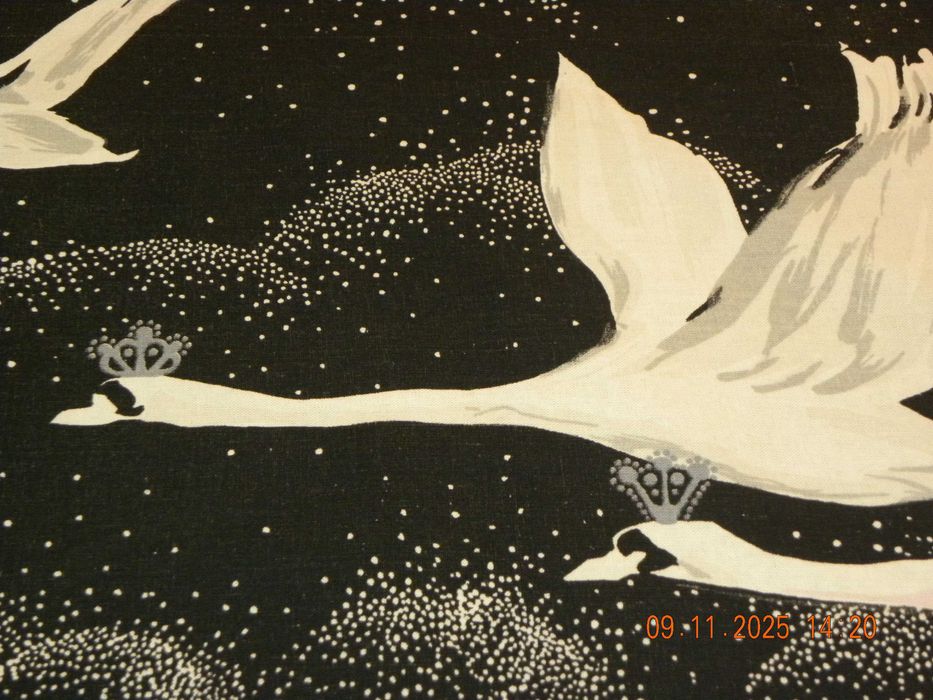 2 poszwy na poduszkę z motywami łabędzi; bawełna; 70x75 cm