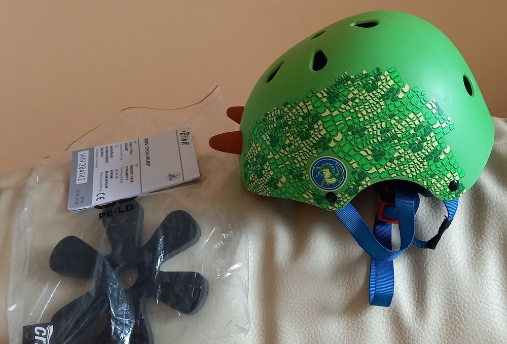 Pakiet Fotelik samochodowy Ferrari Kask Delta XS 52 - 57 + odzież 15kg