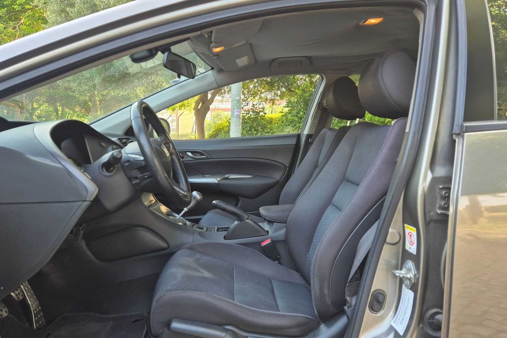 Honda Civic 1.4 i-VTEC  |  2009