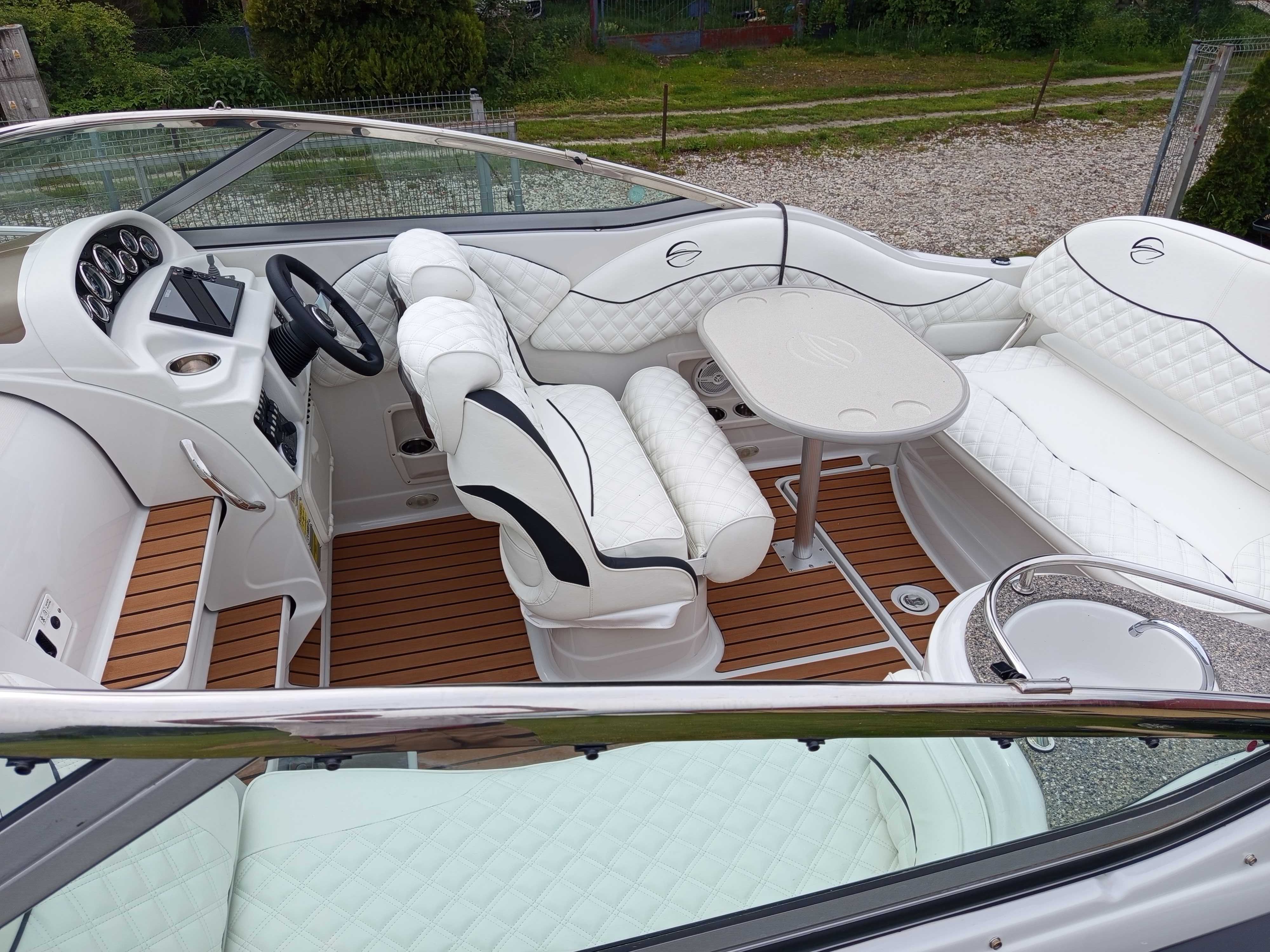 Jacht Motorowy CROWNLINE CR260 5,7V8 2012r