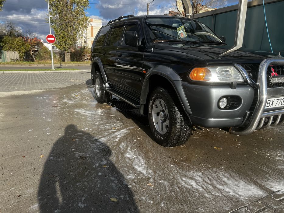 Продом Міцубісі поджеро спорт 1