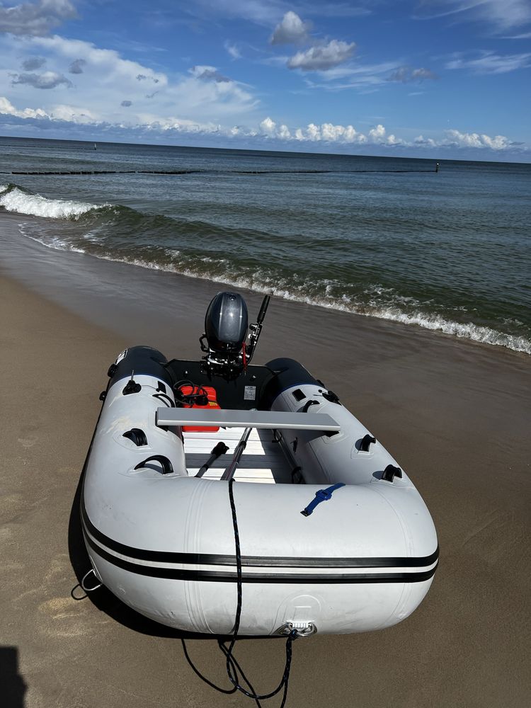 Ponton Yamaha 310s z silnikiem Yam B6hp.Gwarancja fabryczna do 2027.