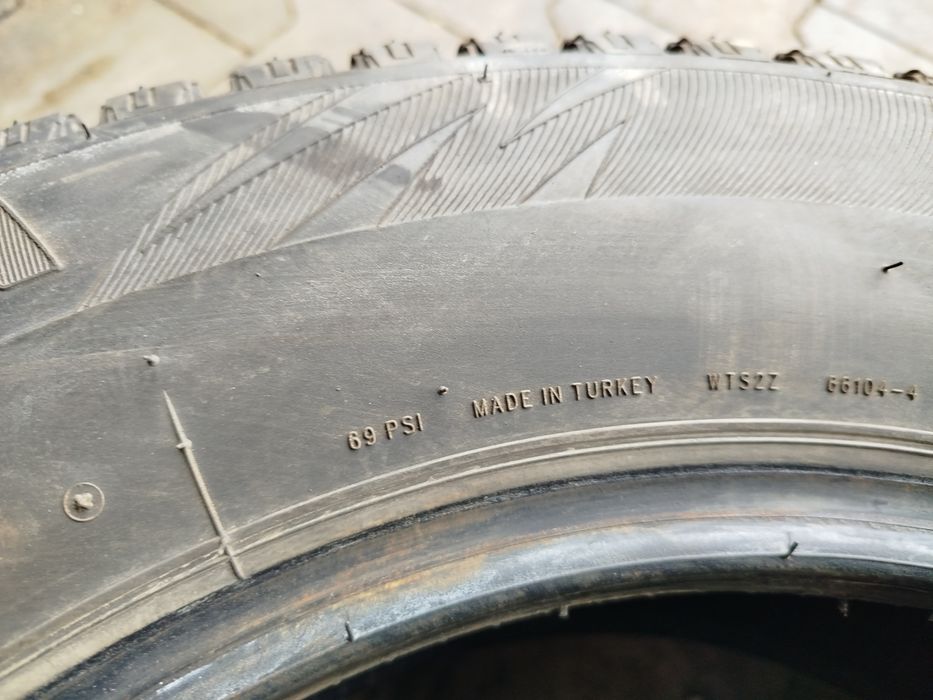 Opony zimowe 215/65 r16C Lassa 2020 rok