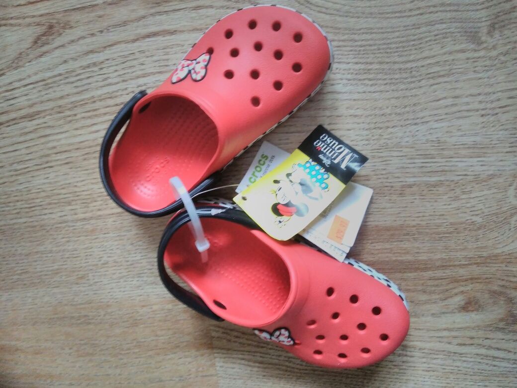 "Crocs" Minnie Mouse, oryginalne z USA, C9 (dł. wkładki 15,5cm)