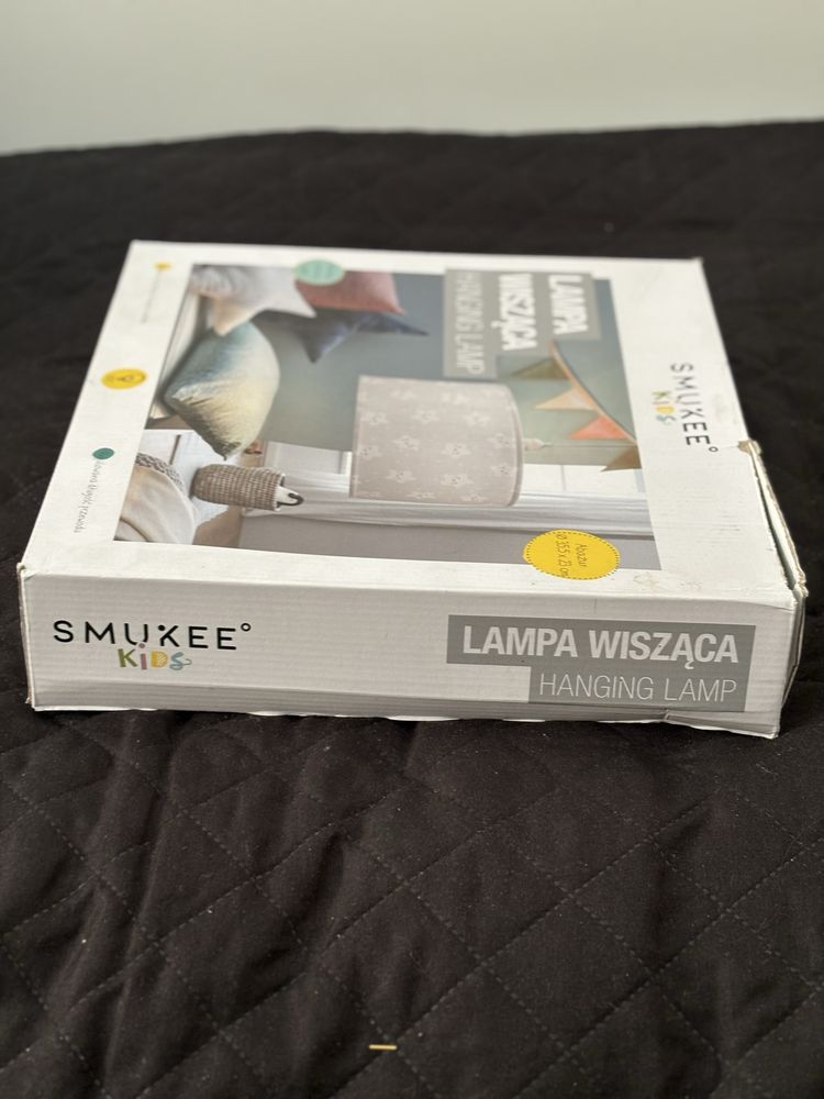 Gustowna Lampa wisząca dla pokoju dziecka firmy  Smukee