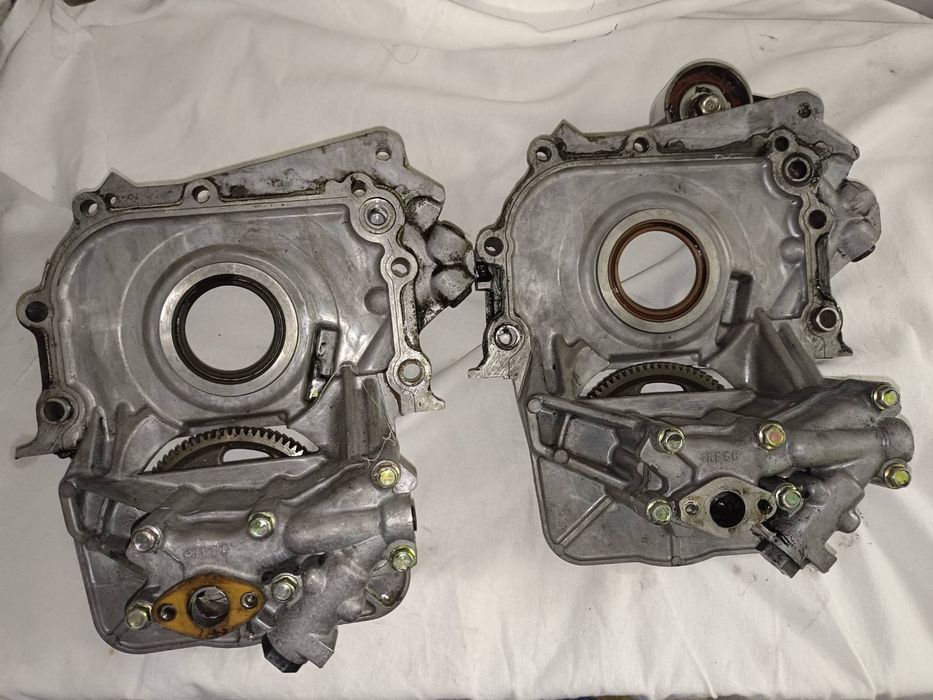 Масляный насос FR5C  для мазда