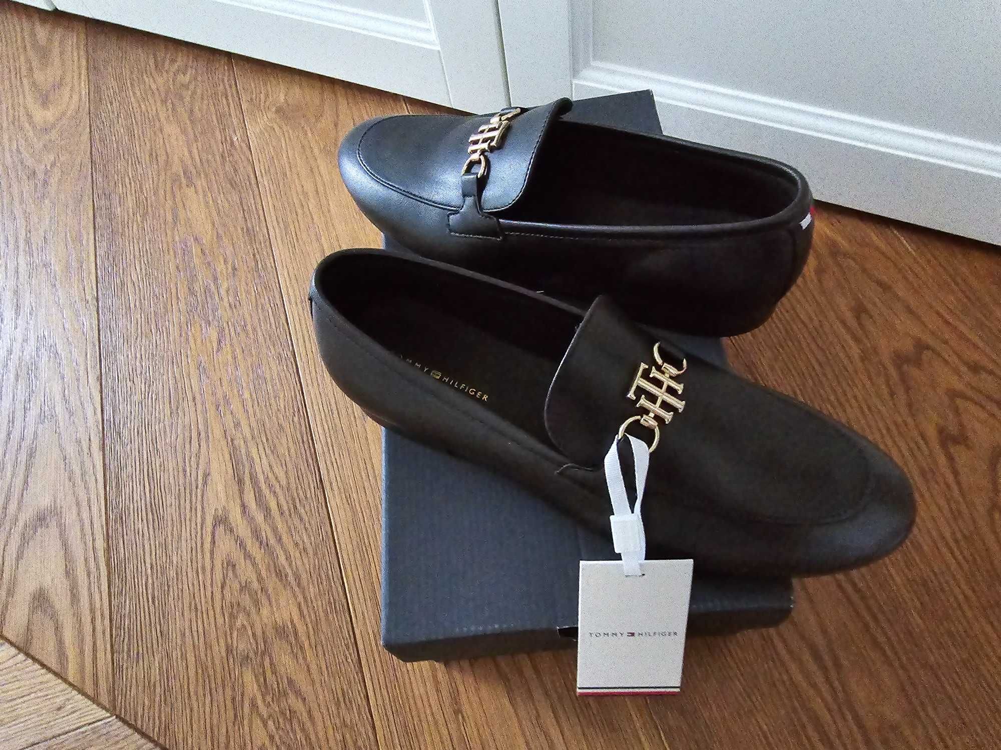 Tommy Hilfiger Mokasyny  Hardware Leather Loafer  39  oryginalne