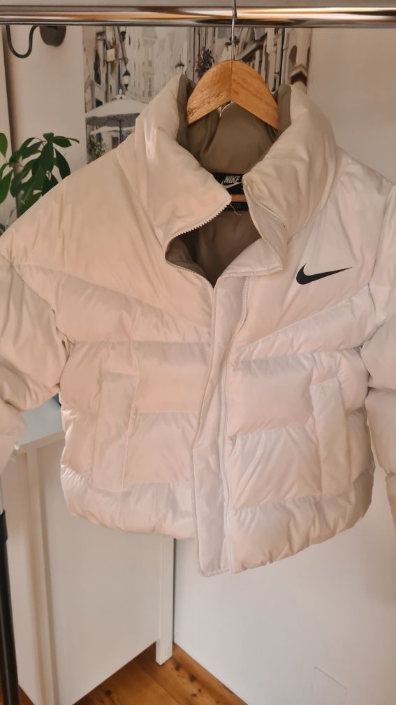 Nike puchowa kurtka, naturalny puch roz S