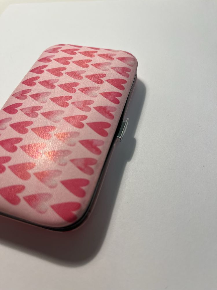 Podróżny zestaw do manicure