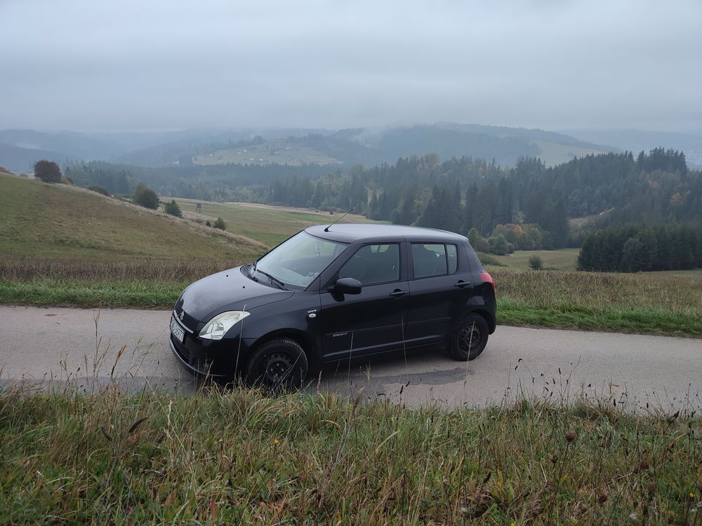Suzuki Swift 2005r do sprzedania. Silnik 1.5 w benzynie z gazem.