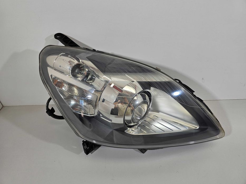 Opel Zafira B Lampy Przód Przednie Bi-Xenon Skrętny Skrętne Lewa+Prawa