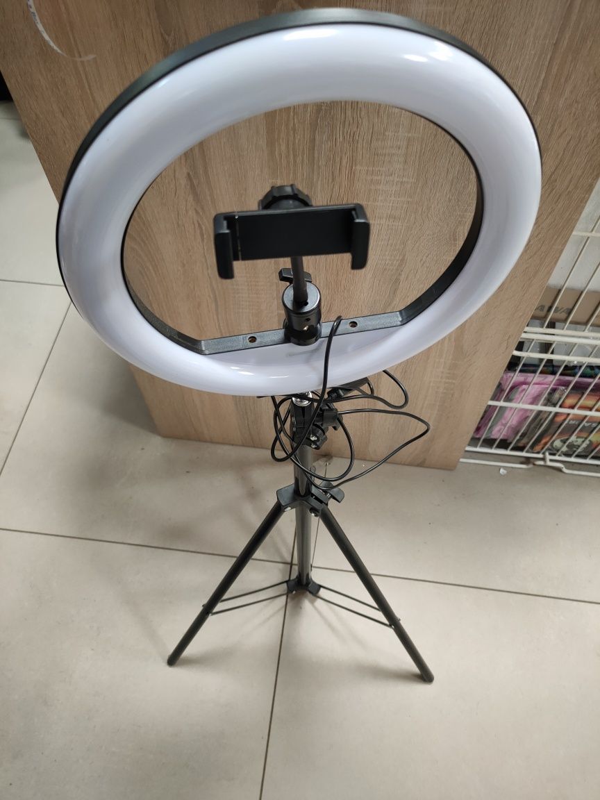 Lampa ring pierścieniowa led