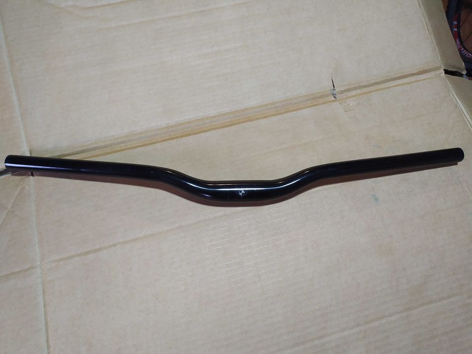 UNO kierownica Alu 31,8x 640mm Gięta Polecam