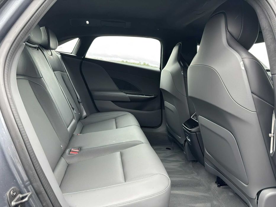 Lucid Air Grand Touring      2023