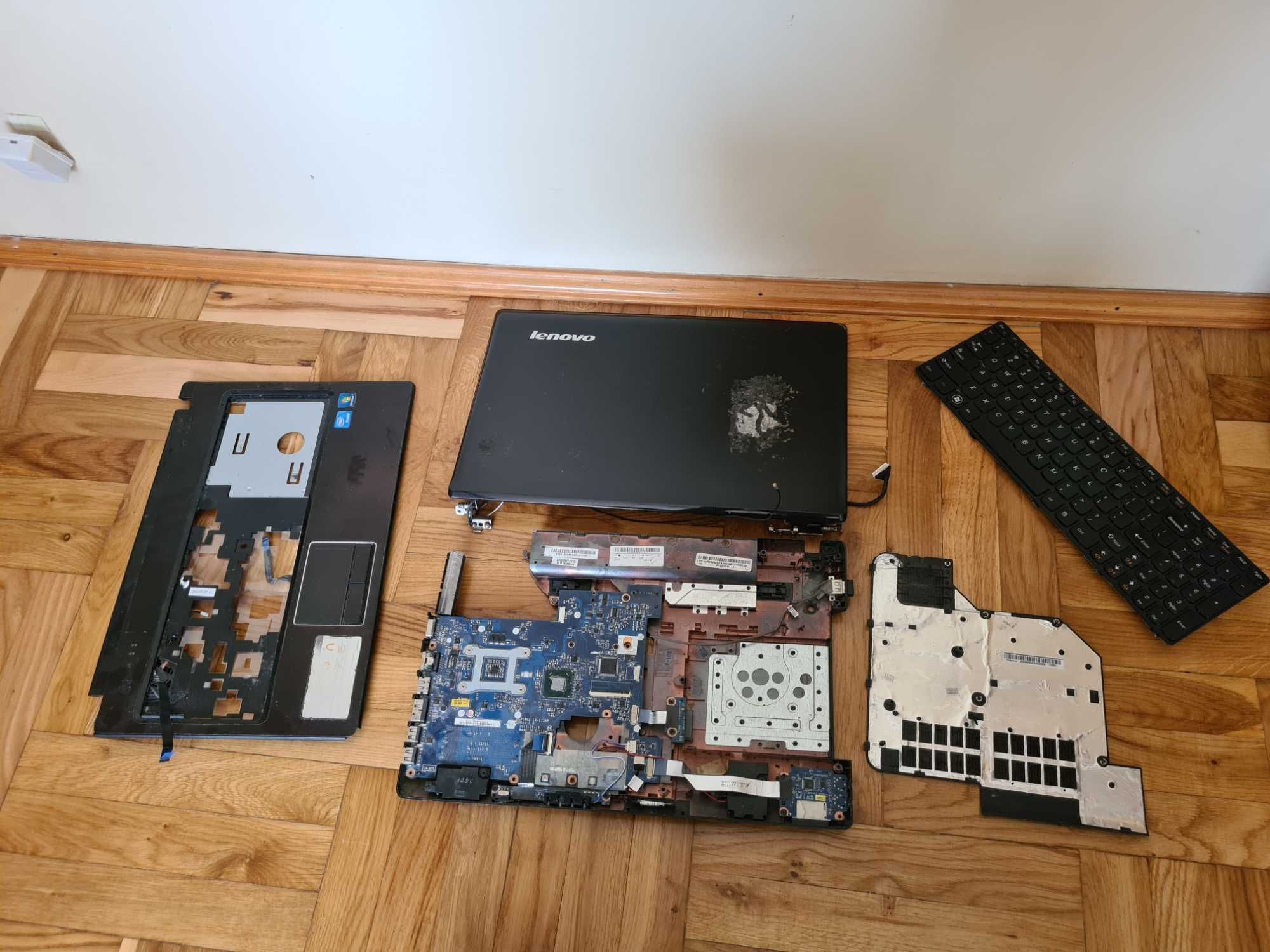 Części komputerowe do laptopa G570 525