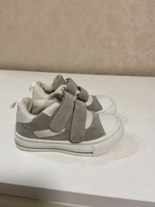 Кеди sinsay 21 pозмір