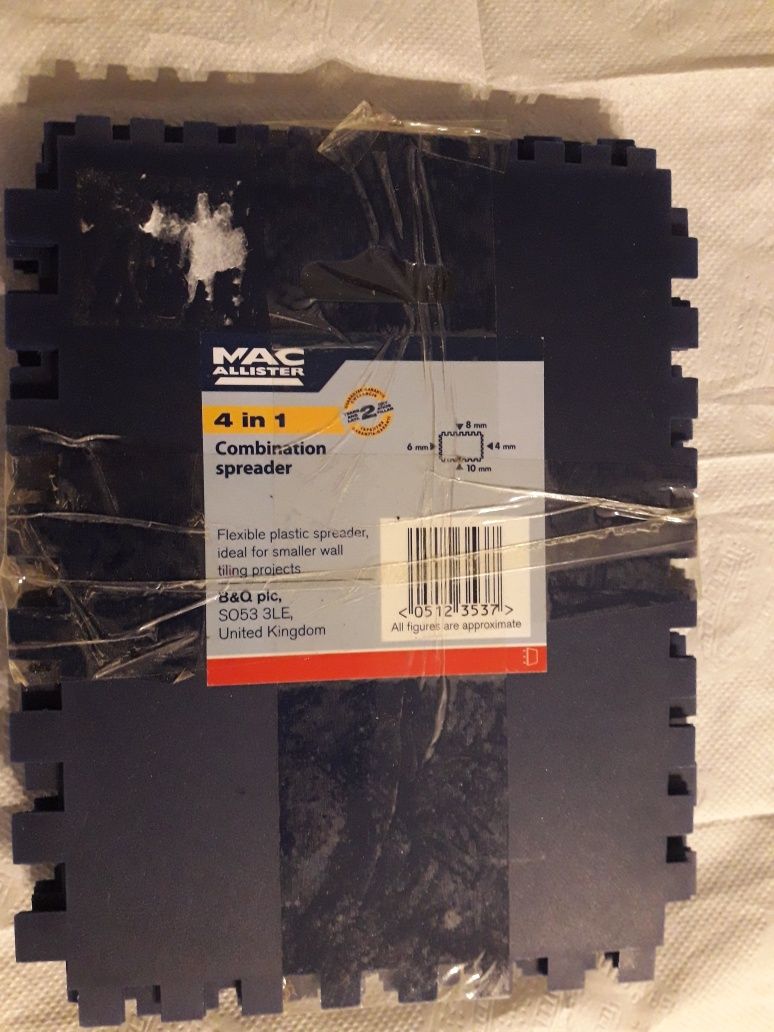 Paca kielnia Macallister grzebień 180x140mm 4w1  10 sztuk