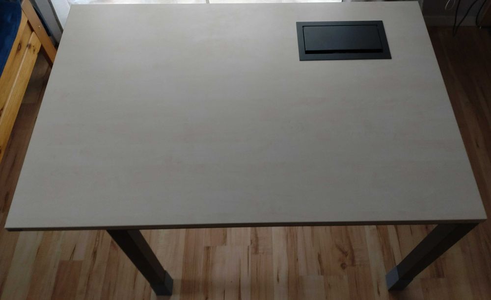 Biurko BALMA 120*80 wys. 72-80 cm * solidne * jasny blat * jak NOWE