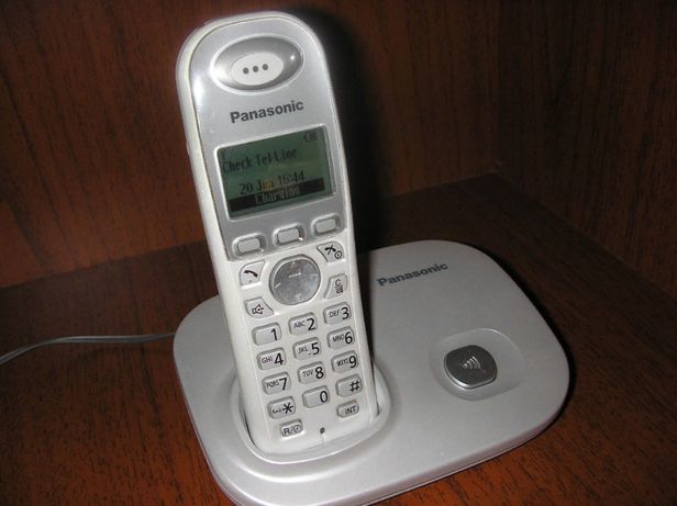 Радиотелефон Panasonic KX-TG7301AR + адаптер "Акапи"