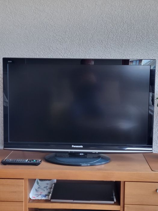 Telewizor Panasonic Vieira TX-L37G10E 37 cali Full HD stand bdb