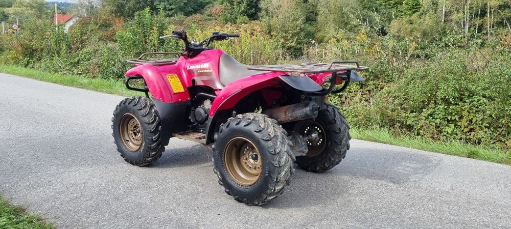 Kawasaki Kvf 360 quad nowe opony.