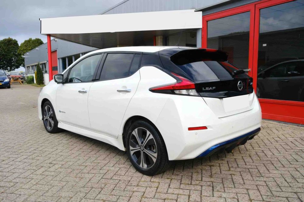 Nissan Leaf      2019