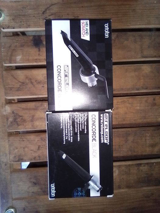 Reloop disco giros,Numark mixer,Ortofon cartuchas €1.500
