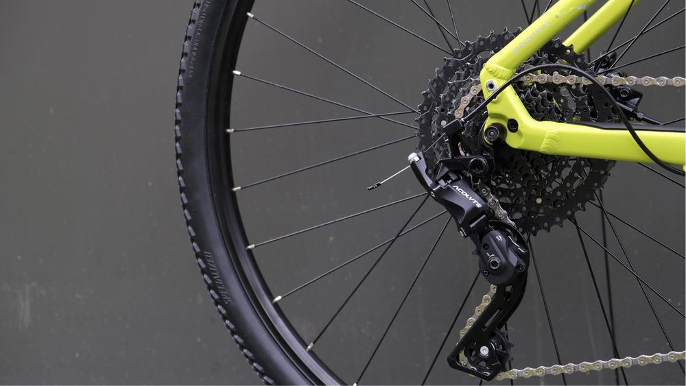 Міський велосипед Specialized Sirrus X 2.0 (2025)