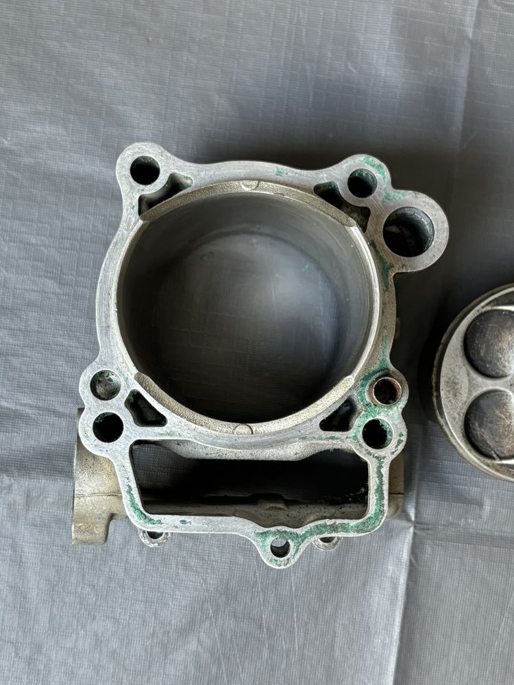 Cylinder +tłok YAMAHA YZF 250 R 03-13