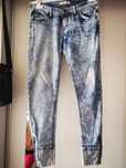 Spodnie jeans marmurki z suwakami