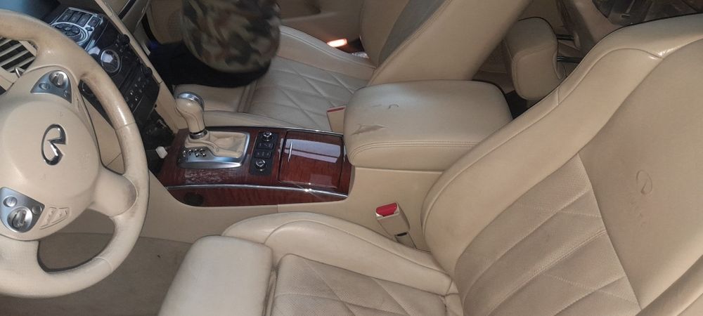 Infiniti  fx/QX  5.0 v8 na czesci