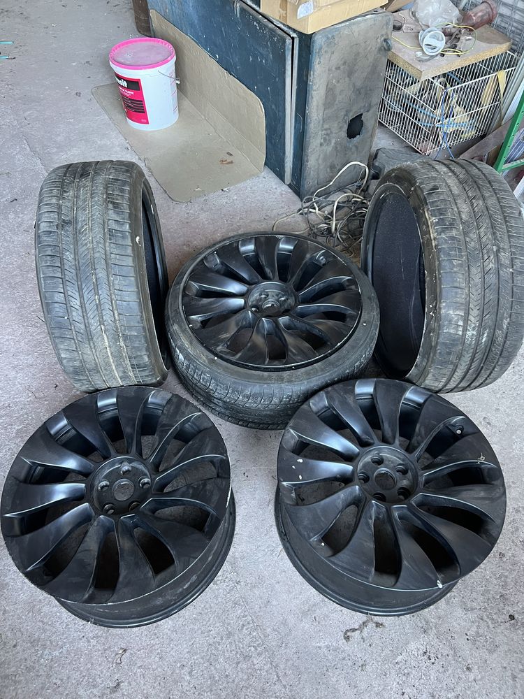 Диск Тесла model Y. Продам диск Tesla