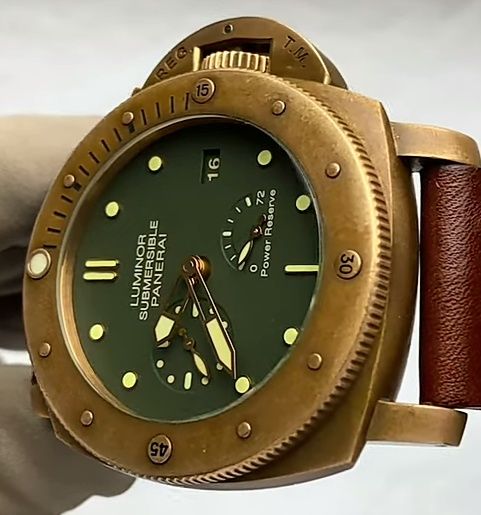 Механічний годинник автопідзавод Luminor Submersible Panerai bronze