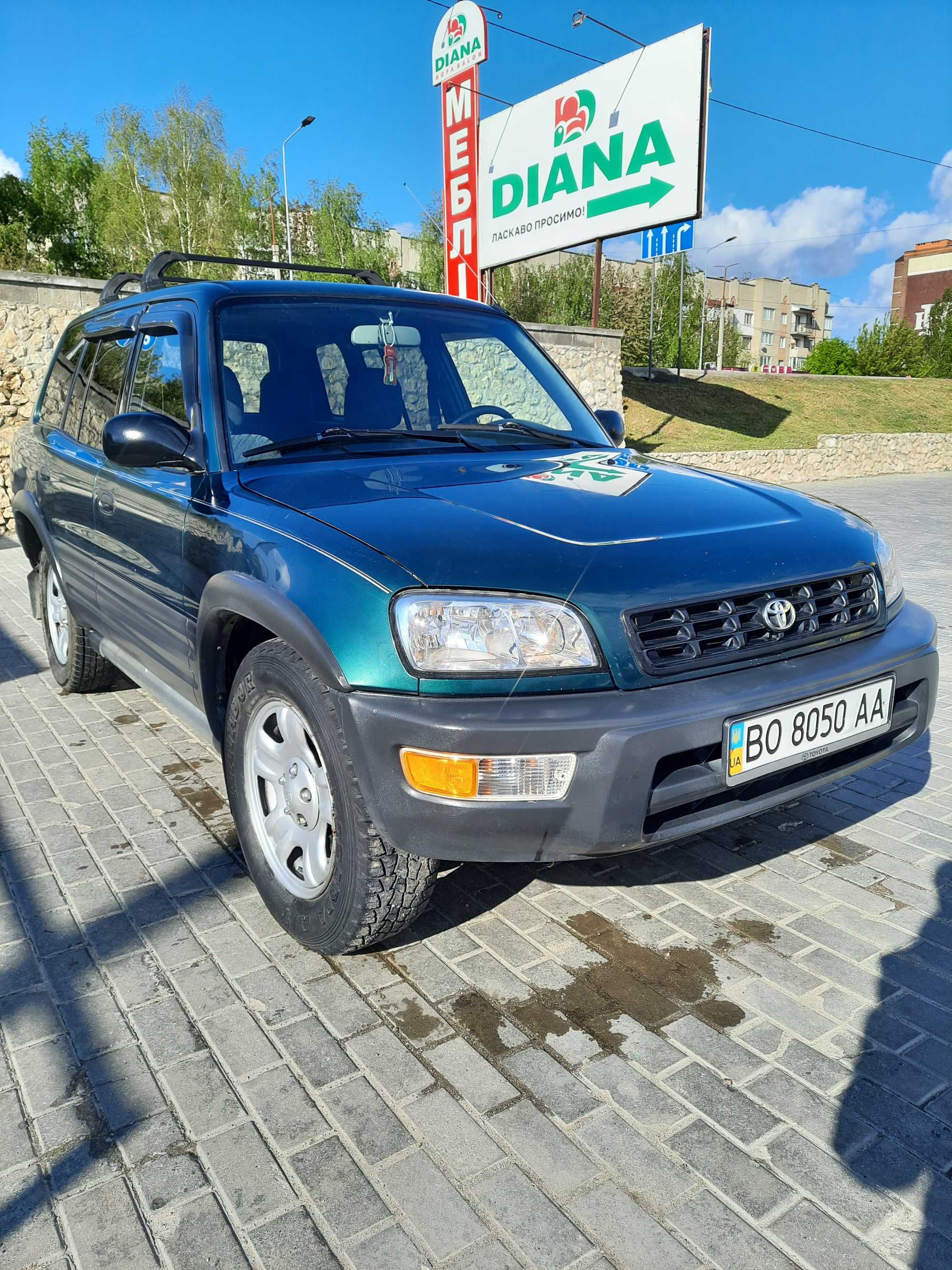 Автомоіль Toyota Rav4 2.0 бензин