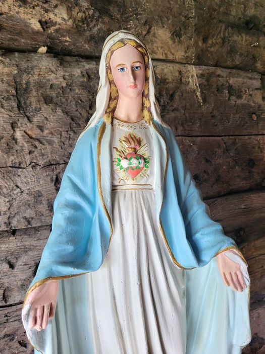 Stara figurka Maryja Niepokalana Matka Boża