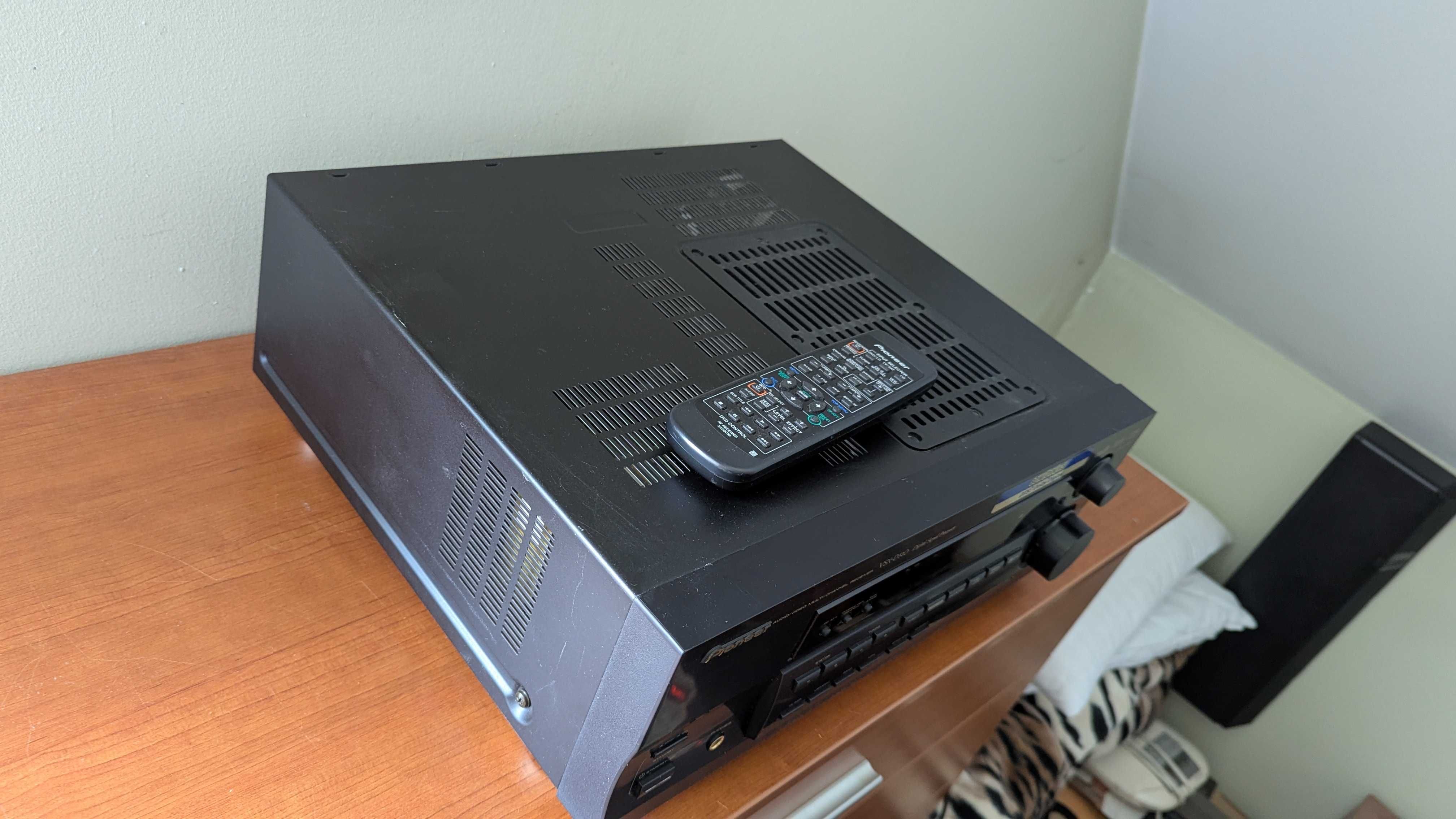 amplituner Hi-Fi Pioneer VSX-D510 z pilotem