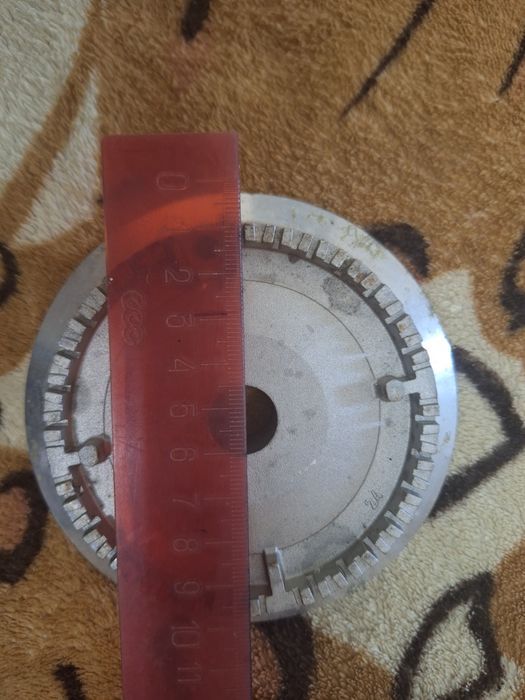 Конфорки,ручки ,решеткак газовой плите Врозамет