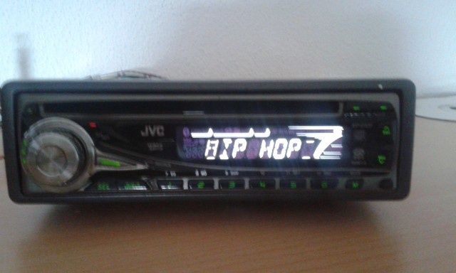 Auto  rádio  JVC