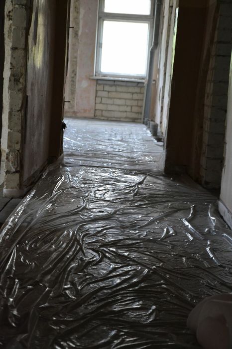 Полусухая механизированная стяжка пола