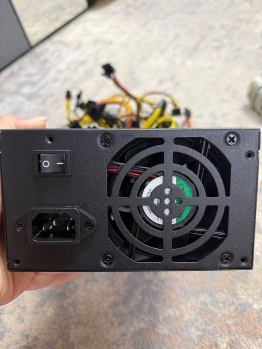 Блок питания 2200W продам
