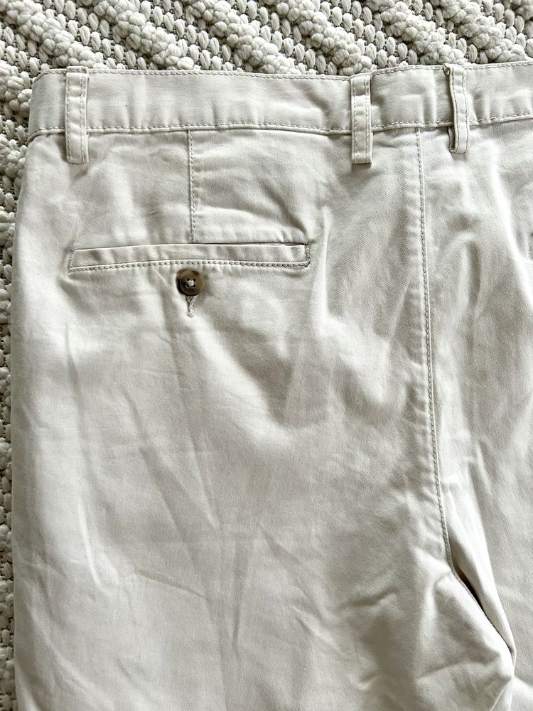 Spodnie męskie letnie H&M chinosy carrot fit białe kremowe