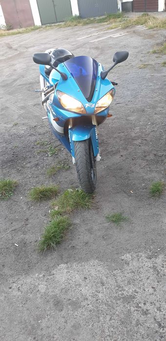 Yamaha R1 zapraszam czytaj opis