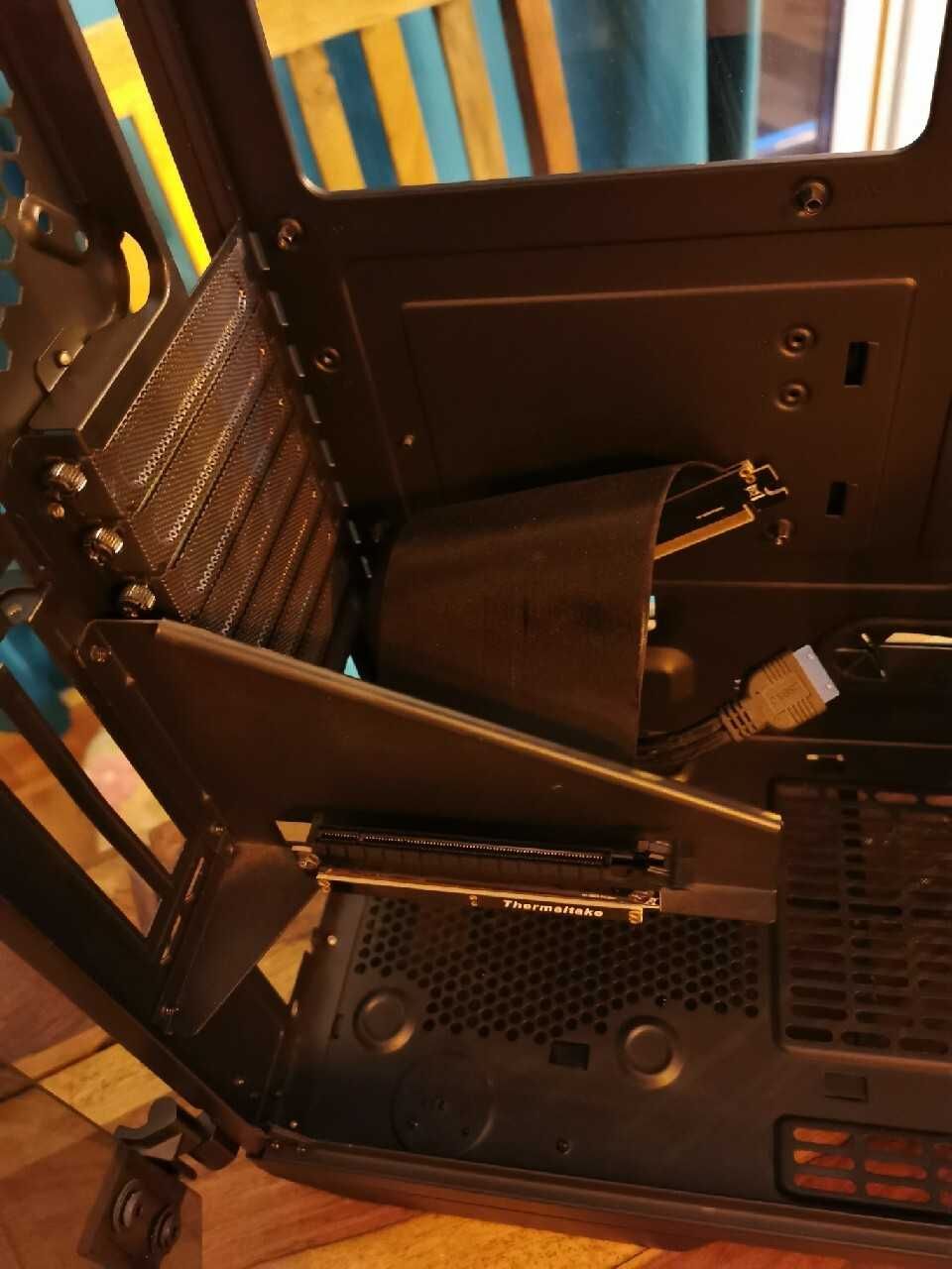 Okazja Zestaw za 2050 zł Thermaltake 71 plus Distro plate + pompa