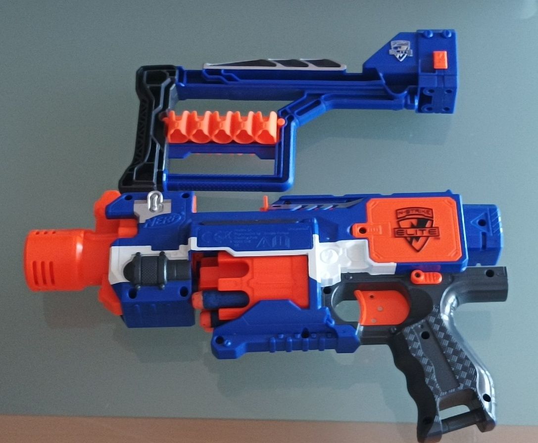 Pistola Nerf N-Strike Elite Stockade Blaster