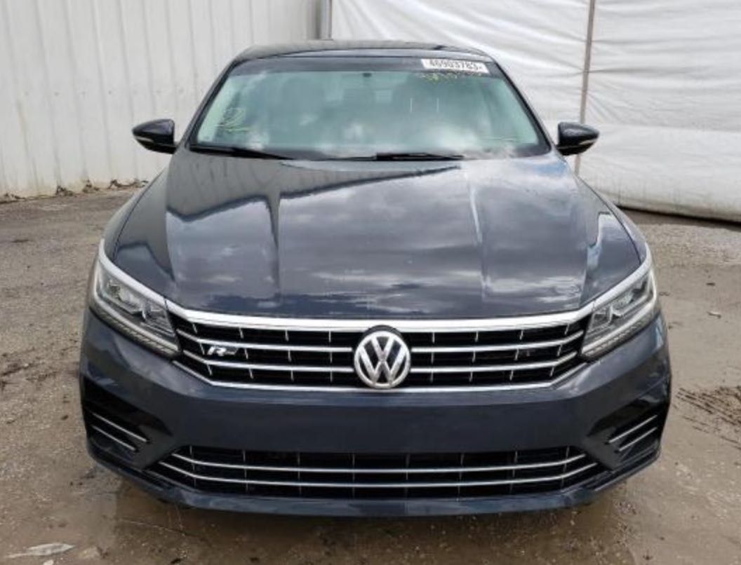 2016 Volkswagen Passat під пригін США